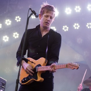 Spoon lanza nuevo sencillo oficial 