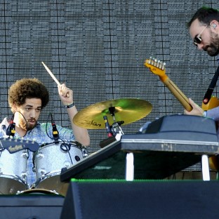 Broken Bells apoyará proyecto que protege a la tierra de asteroides