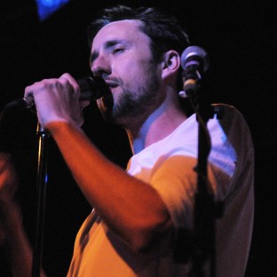 Escucha el nuevo material de How To Dress Well en su sitio web