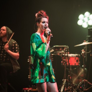 Ve la versión del director del video “Shades of Cool” de Lana del Rey 