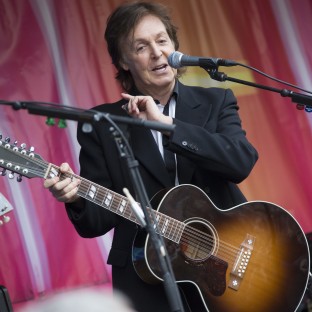 Ringo Starr dice que Paul McCartney se encuentra mucho mejor