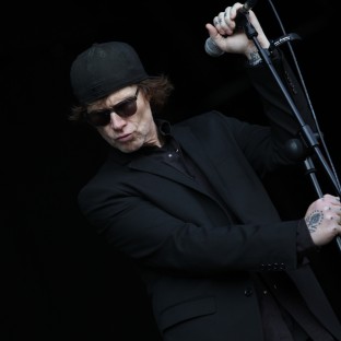 Tristes imágenes de un cover de John Cale 