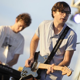 Real Estate estrenan video de “Crime” en Funny or Die