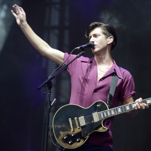 Alex Turner y Miles Kane reviven a The Last Shadow Puppets