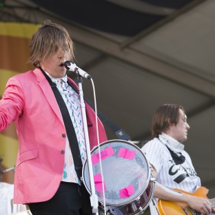 Arcade Fire y Kim Gordon en película surrealista de Marcel Dzama