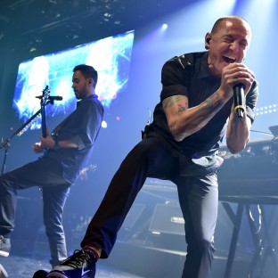 Ve a Linkin Park tocar en vivo con Jimmy Kimmel 