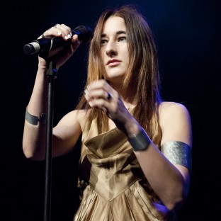 Zola Jesus lanza videoclip sobre su próximo álbum Taiga